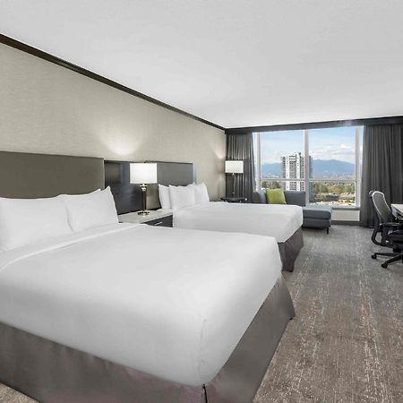Hilton Vancouver Metrotown Burnaby Dış mekan fotoğraf