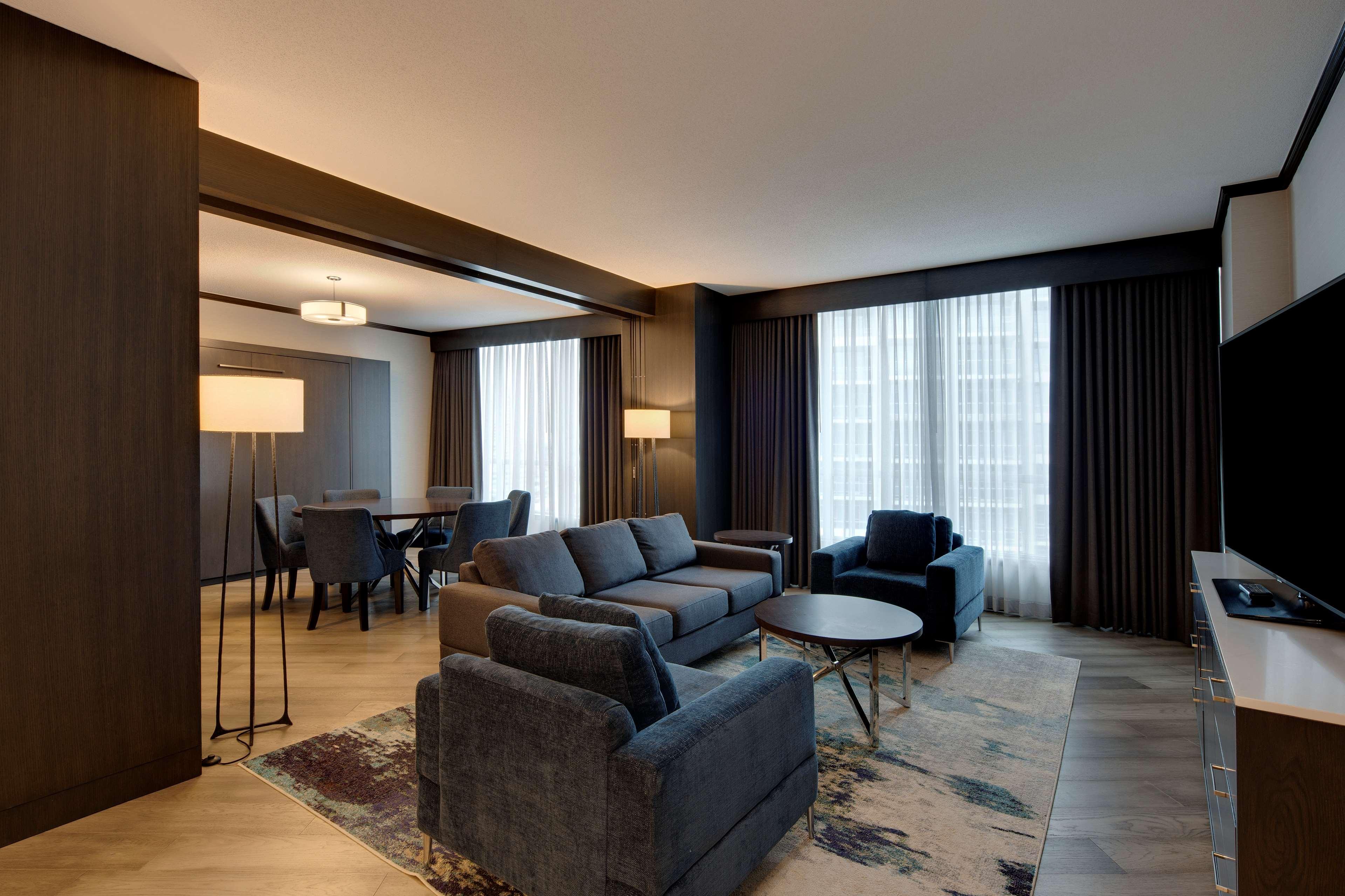 Hilton Vancouver Metrotown Burnaby Dış mekan fotoğraf