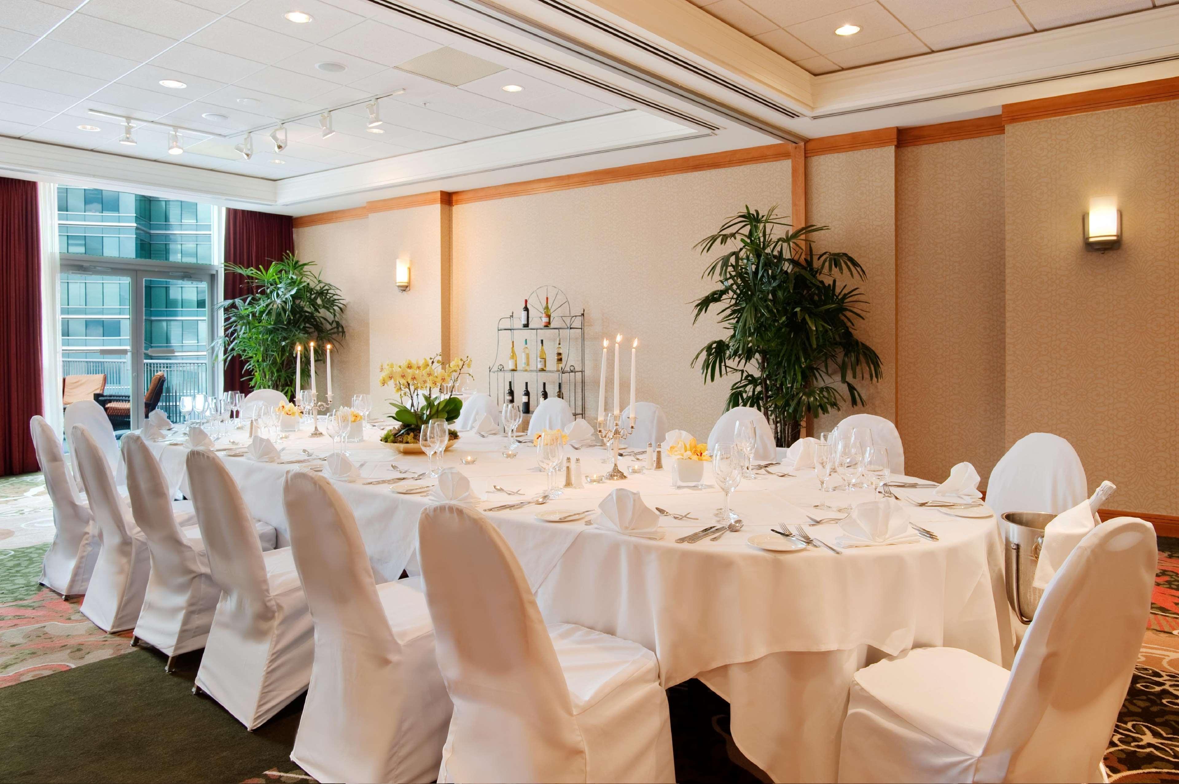 Hilton Vancouver Metrotown Burnaby Dış mekan fotoğraf