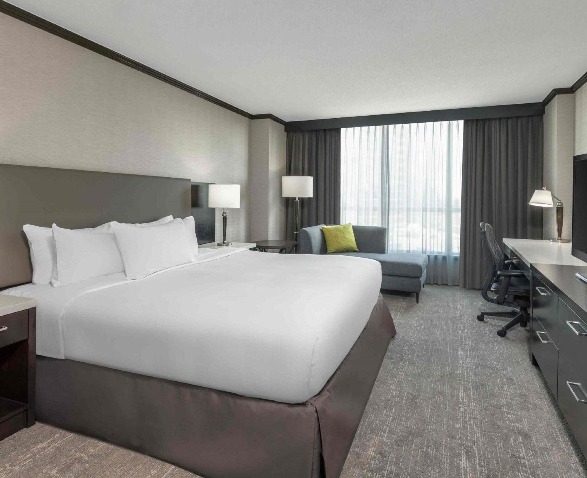 Hilton Vancouver Metrotown Burnaby Dış mekan fotoğraf
