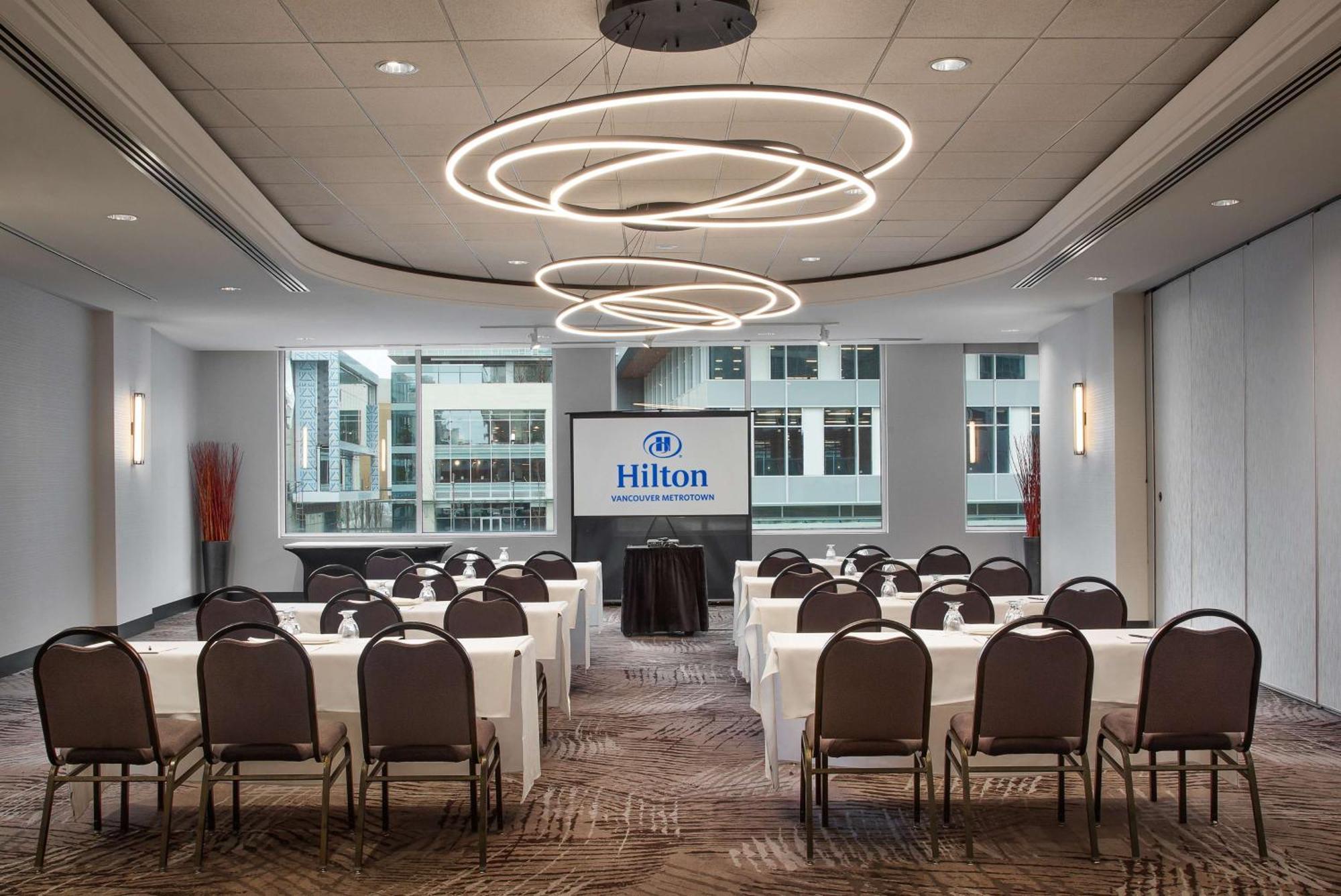 Hilton Vancouver Metrotown Burnaby Dış mekan fotoğraf