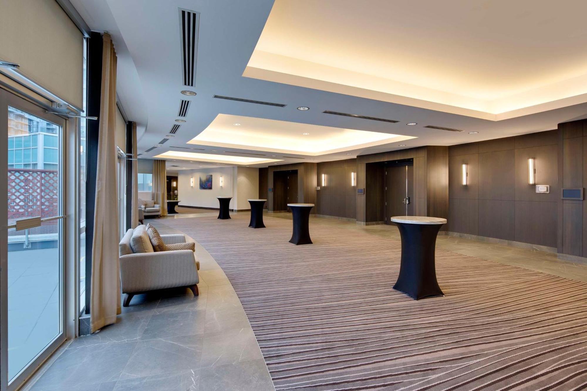 Hilton Vancouver Metrotown Burnaby Dış mekan fotoğraf