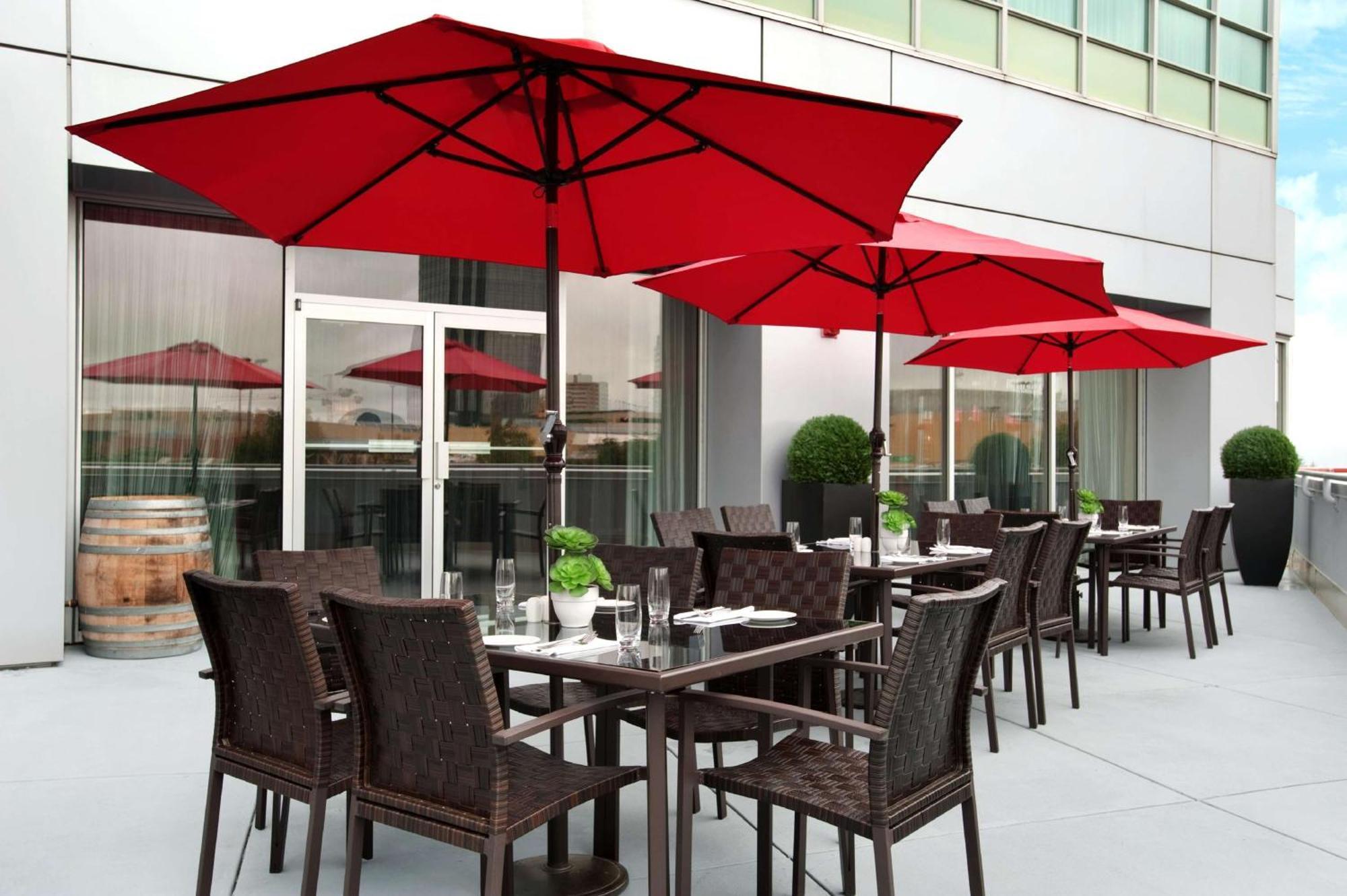 Hilton Vancouver Metrotown Burnaby Dış mekan fotoğraf
